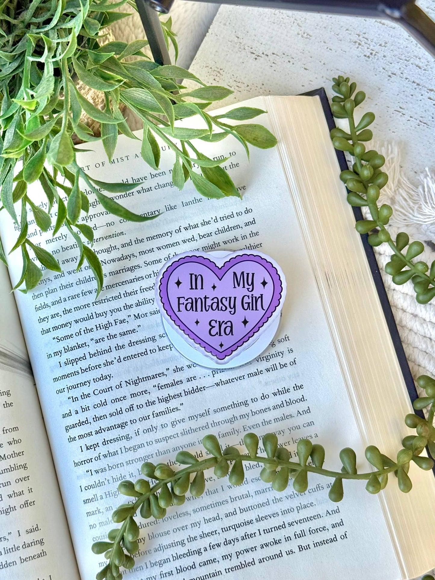 Fantasy Kindle Grip - Fantasy Phone Grip _ Romantasy Grip