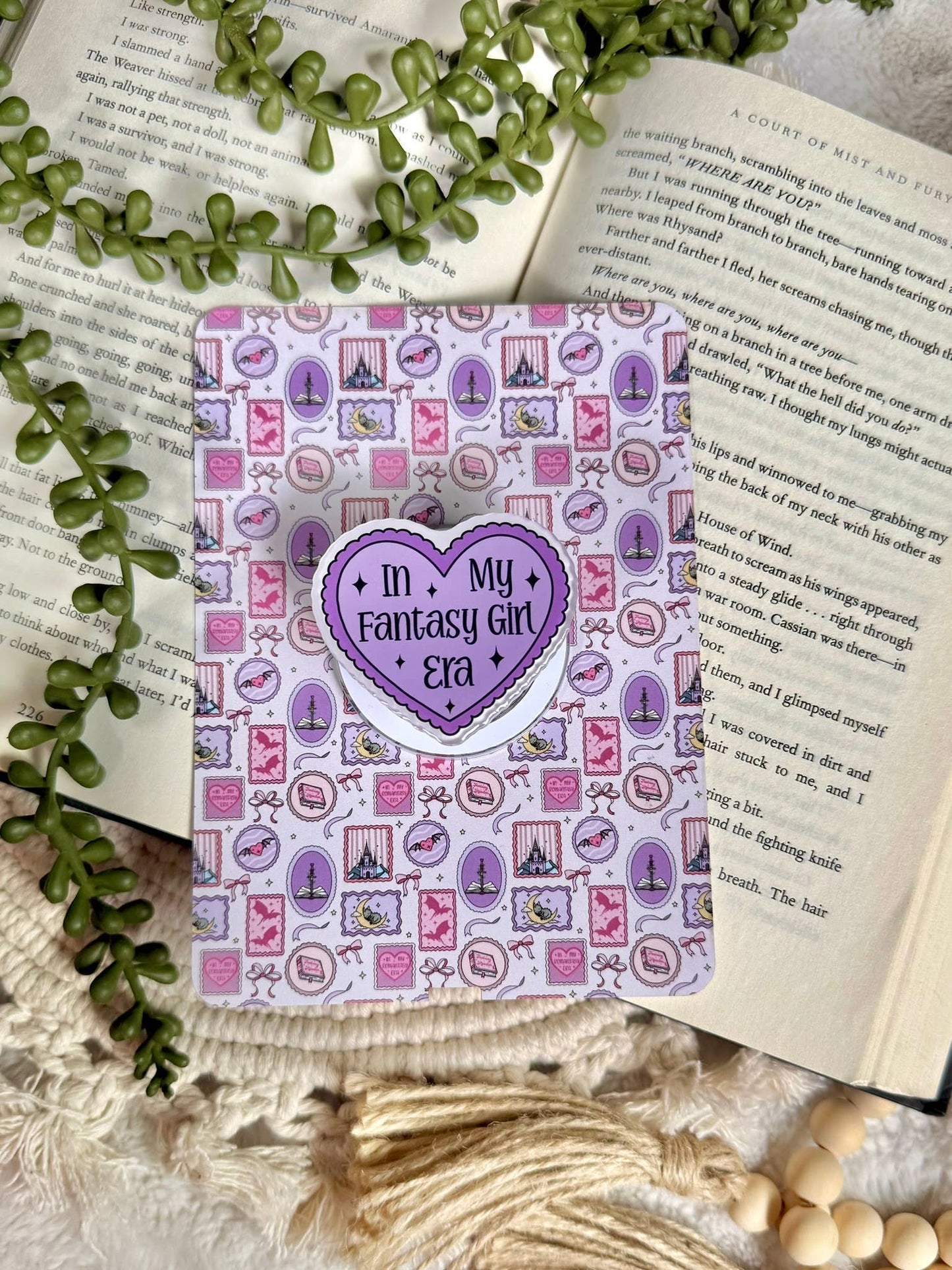 Fantasy Kindle Grip - Fantasy Phone Grip _ Romantasy Grip