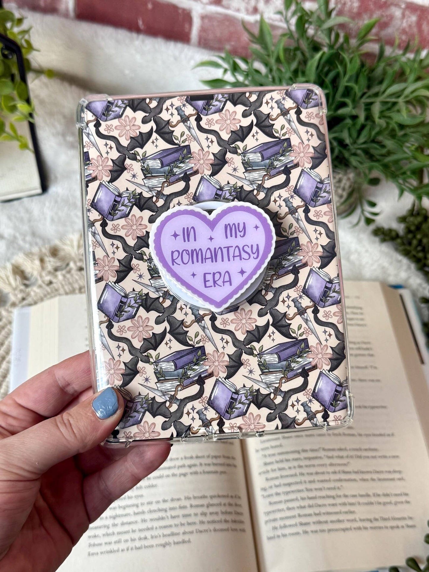 Fantasy Kindle Grip - Fantasy Phone Grip _ Romantasy Grip