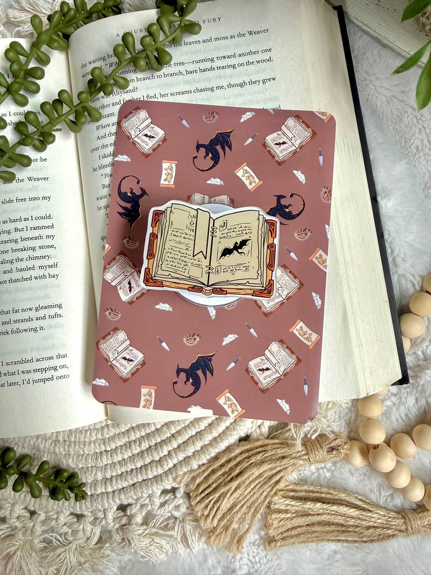 Fantasy Kindle Grip - Fantasy Phone Grip _ Romantasy Grip