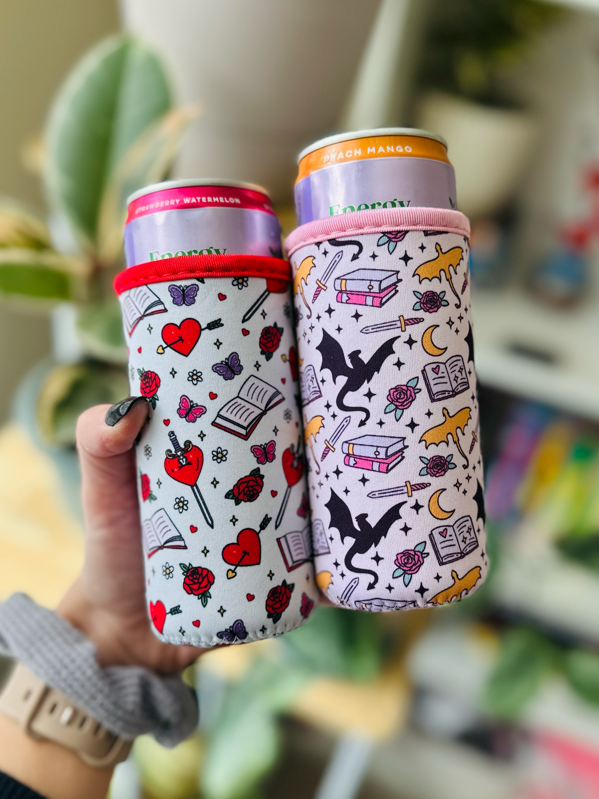 Romantasy Slim Can Drink Sleeves