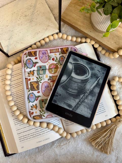 Mushroom Kindle Sleeve | Kindle Sleeve | Kindle Storage