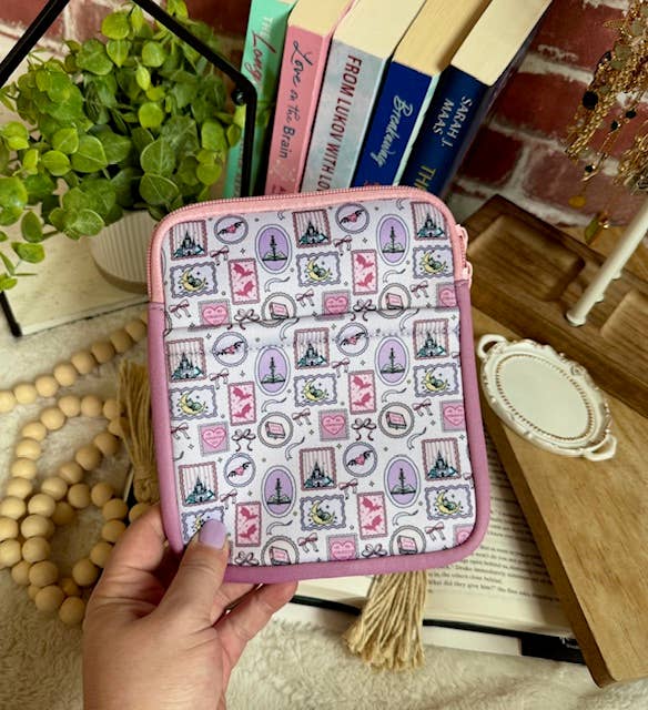 Dragon Reading Kindle Sleeve |Kindle Sleeve |Kindle Storage