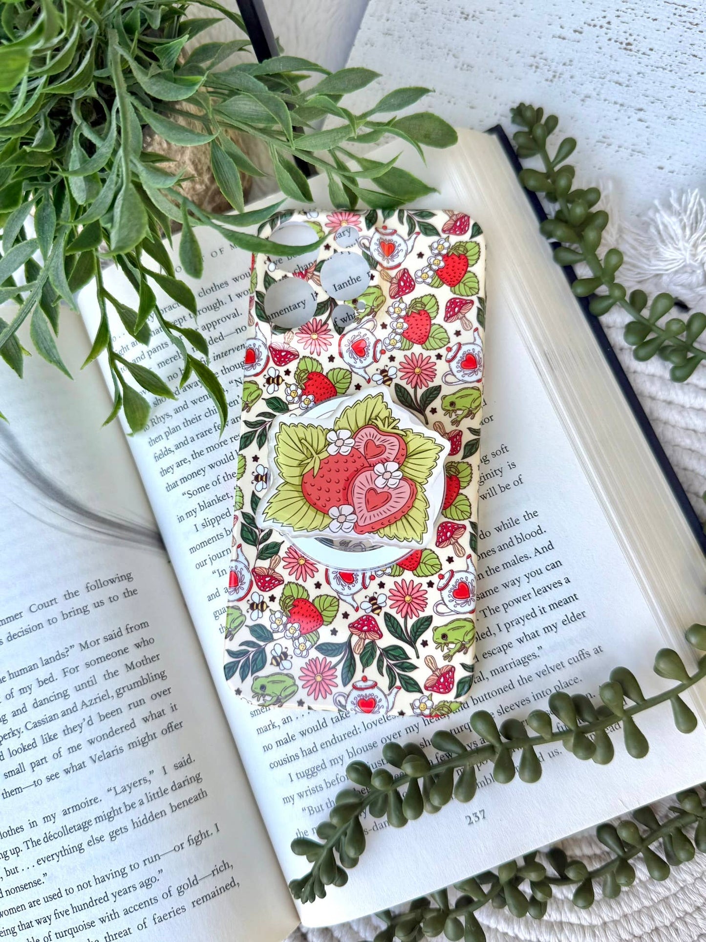 Bookish Reading Kindle Grip - Bookish Kindle Phone Grip