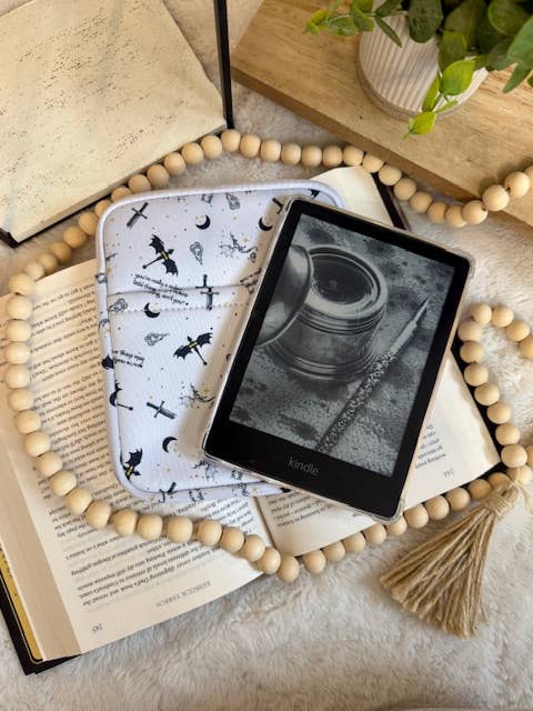 Dragon Kindle Sleeve | Kindle Sleeve | Kindle Storage