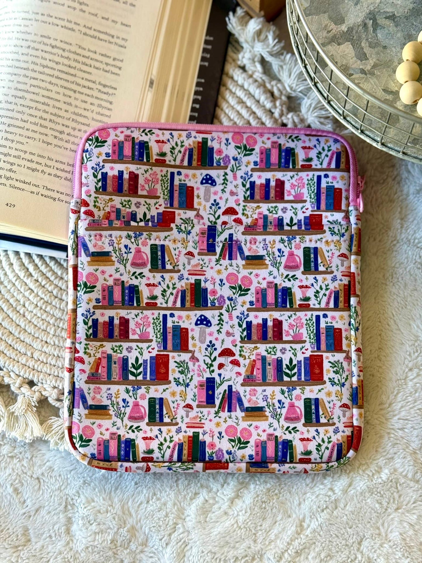 8x10 Mushroom Bookshelf Book Sleeve | Book Sleeve |