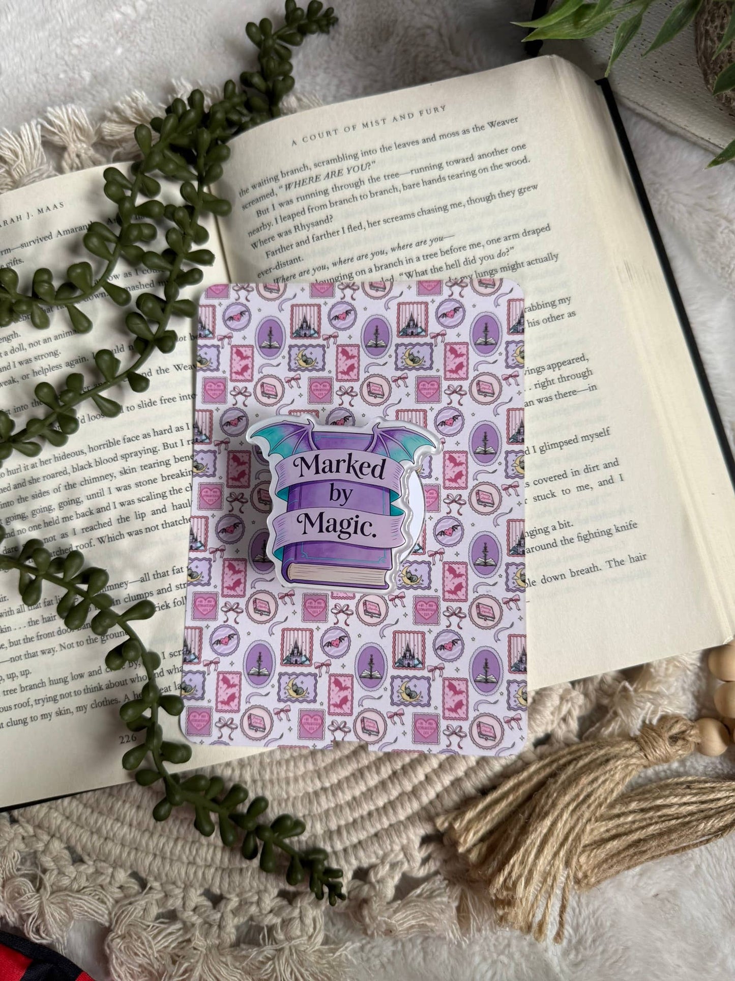Fantasy Kindle Grip - Fantasy Phone Grip _ Romantasy Grip