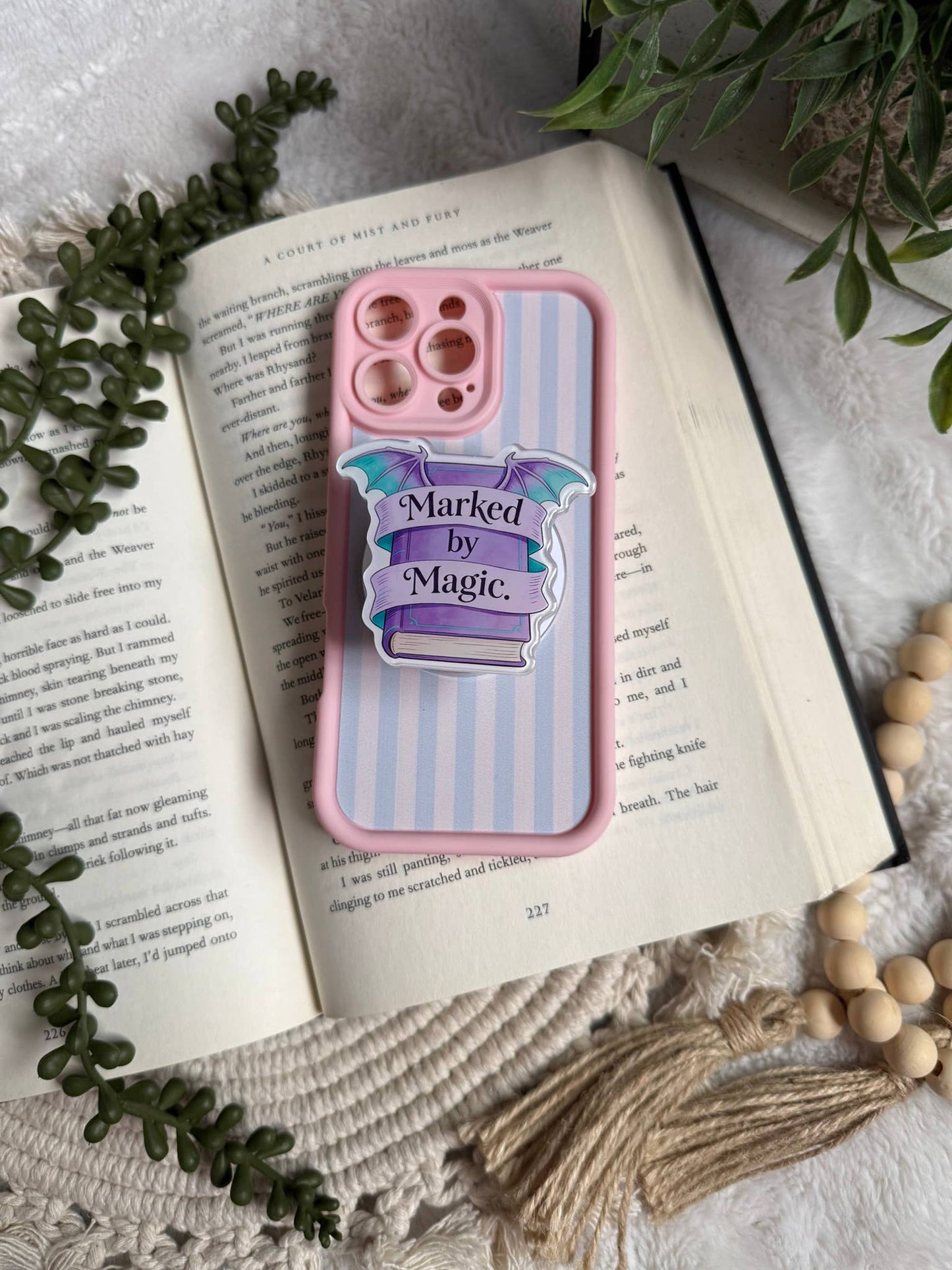 Fantasy Kindle Grip - Fantasy Phone Grip _ Romantasy Grip