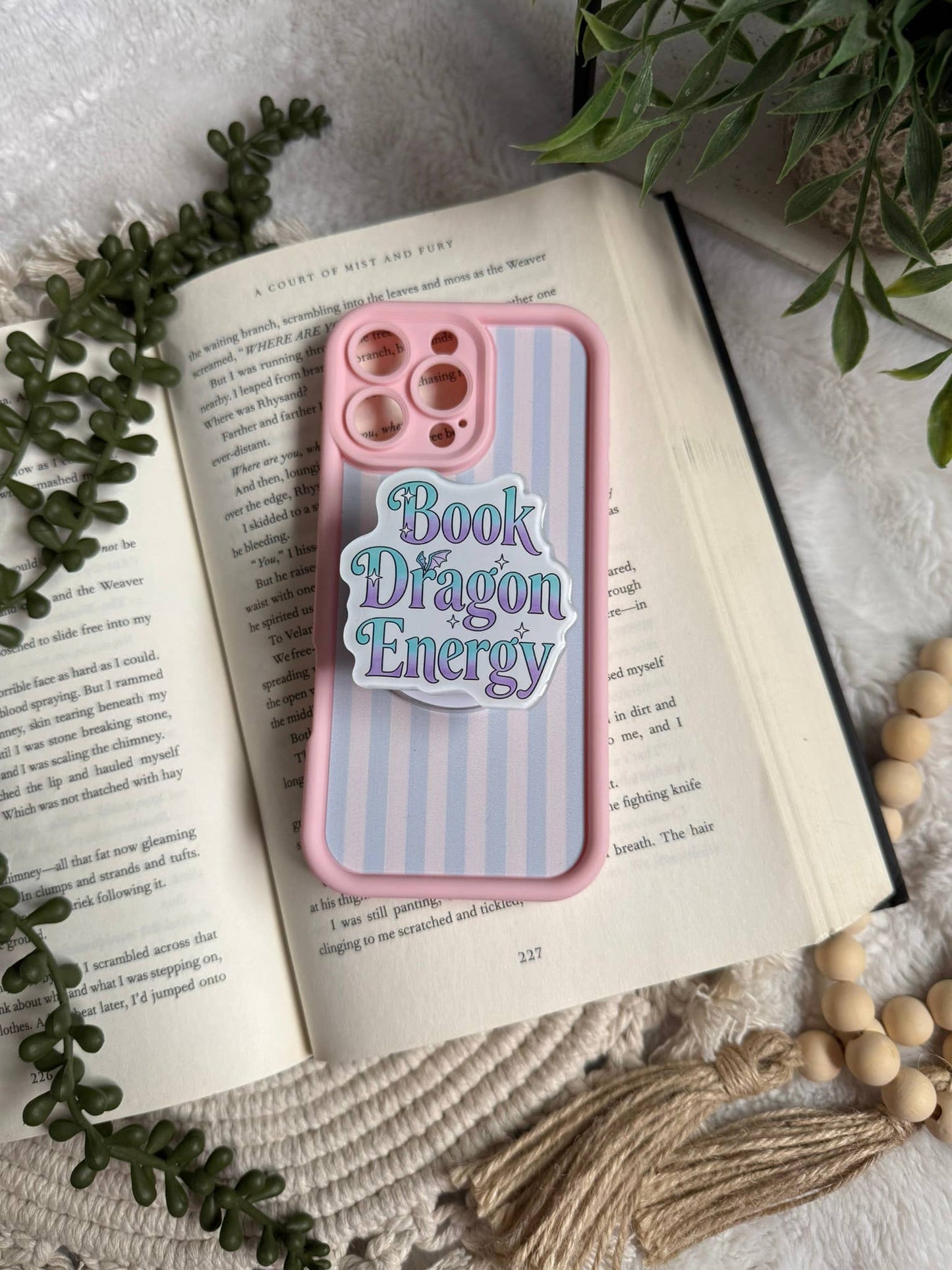 Fantasy Kindle Grip - Fantasy Phone Grip _ Romantasy Grip