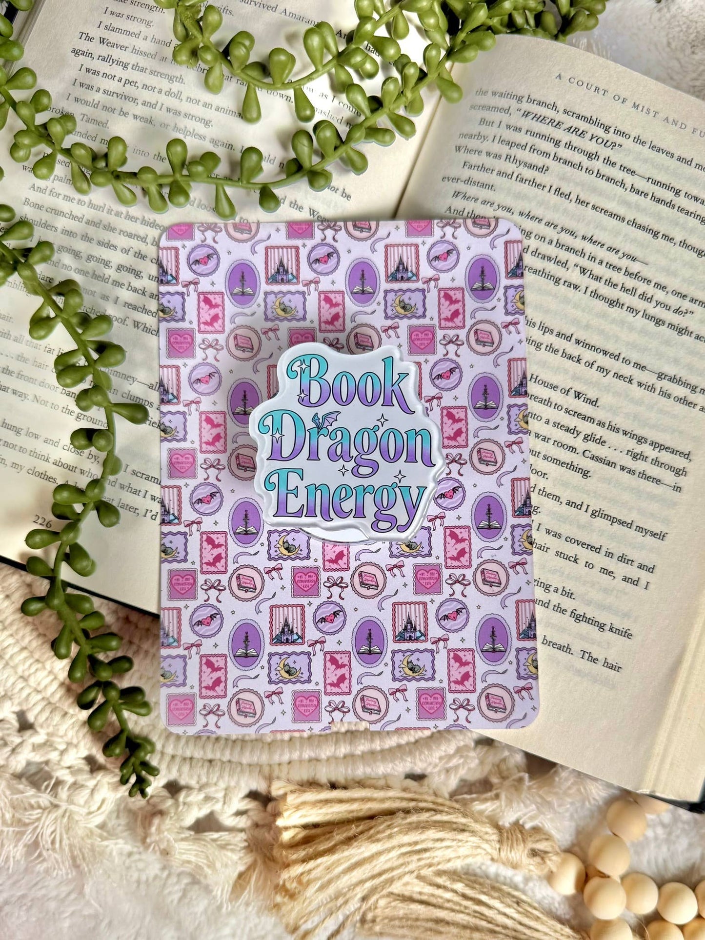 Fantasy Kindle Grip - Fantasy Phone Grip _ Romantasy Grip